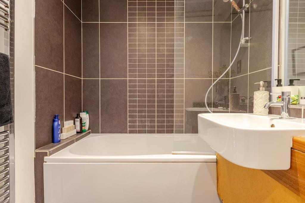 2 Bedroom Flat In St Johns Wood Londyn Zewnętrze zdjęcie